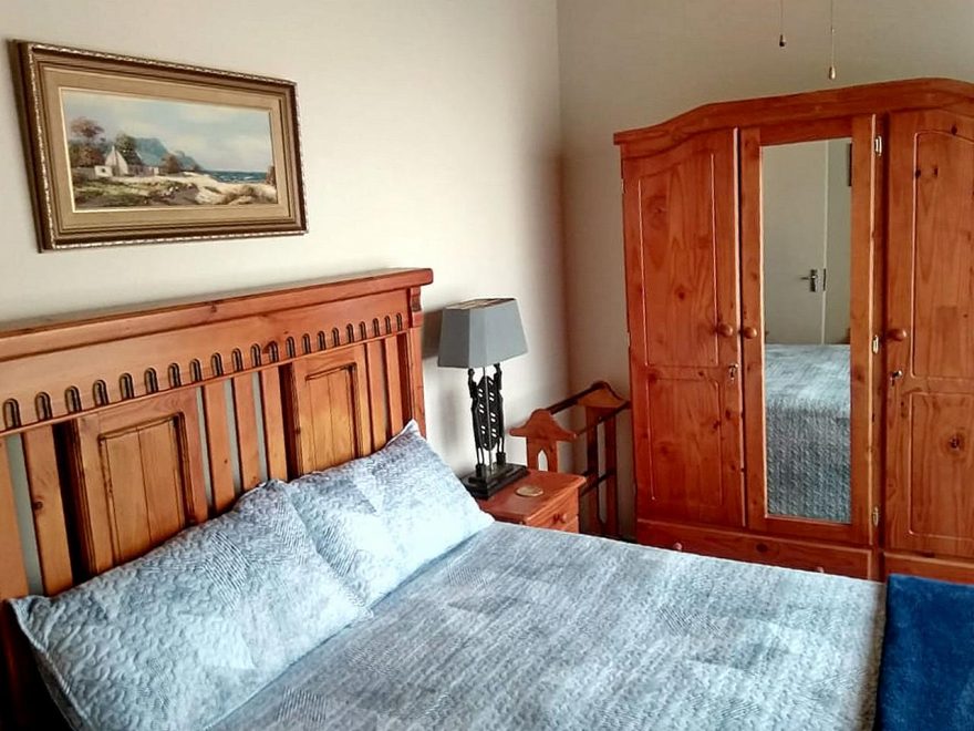 Savanna Self-catering Bedroom 1