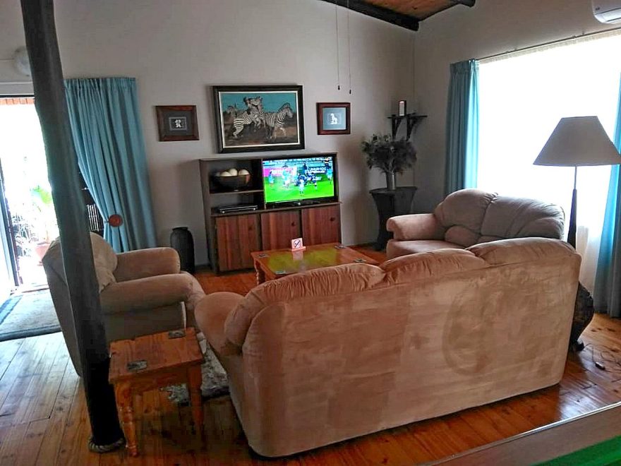 Savanna Self-catering Lounge
